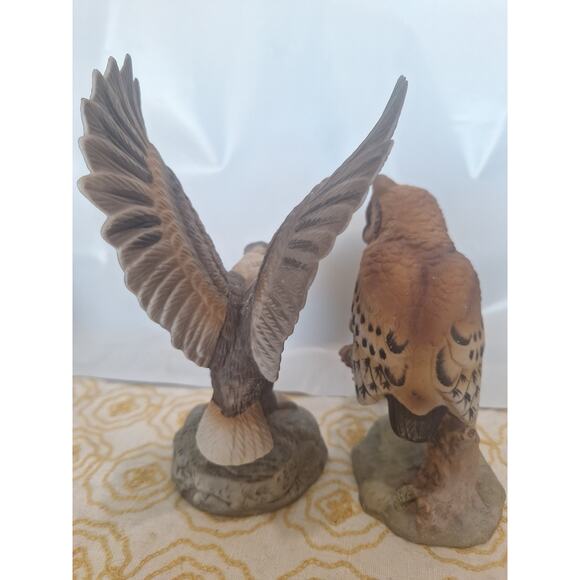 Royal Heritage Eagle & Owl Figurines – Porcelain Birds of Prey Sculpture Set - Picture 4 of 6